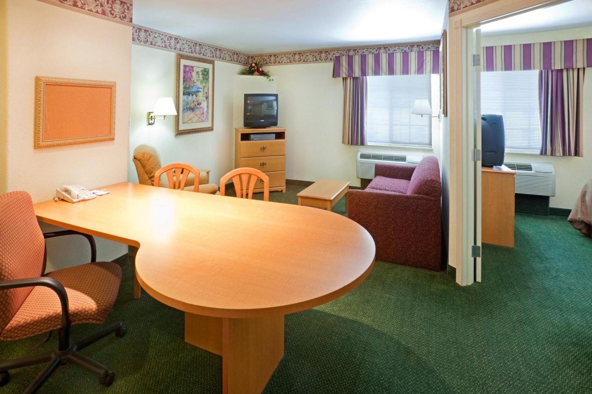 Candlewood Suites Tyler By Ihg Eksteriør bilde
